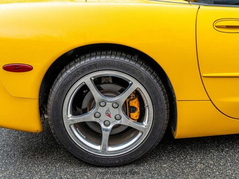 Used 2001 Chevrolet Corvette Convertible w/ Preferred Equipment Group2 image 66