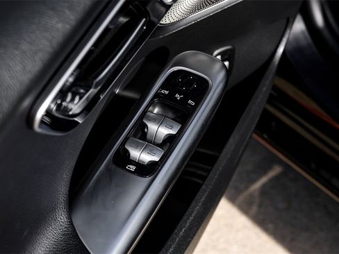 Used 2022 Mercedes-Benz C 300 Sedan w/ Exclusive Trim Package image 48