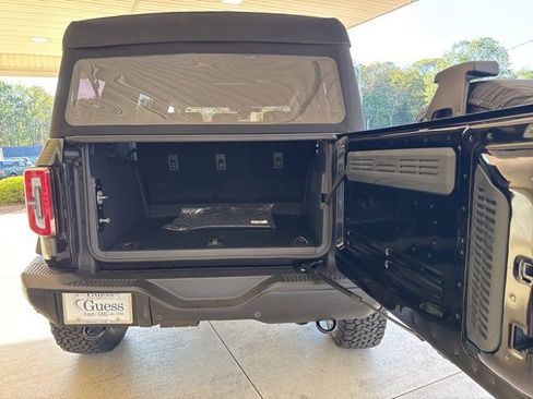 New 2025 Ford Bronco Badlands image 32