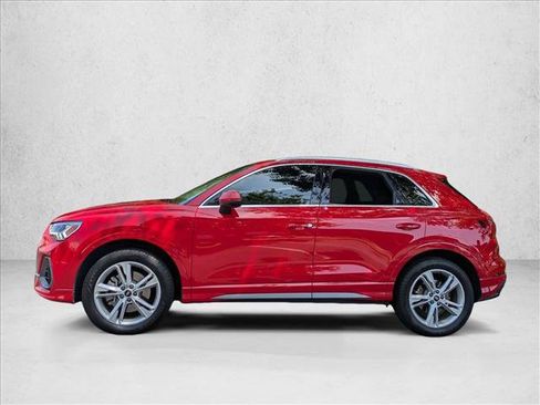 Used 2021 Audi Q3 2.0T Premium Plus AWD/4WD image 9