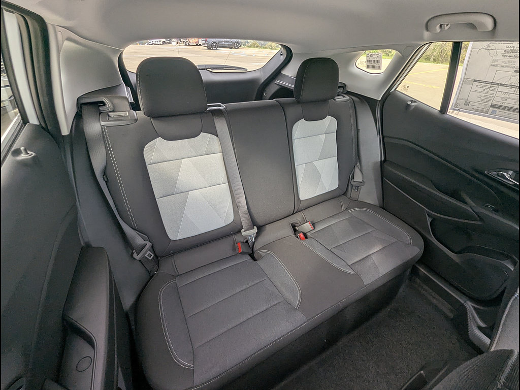 New 2026 Chevrolet Trax LS w/ LS Convenience Package FWD image 13