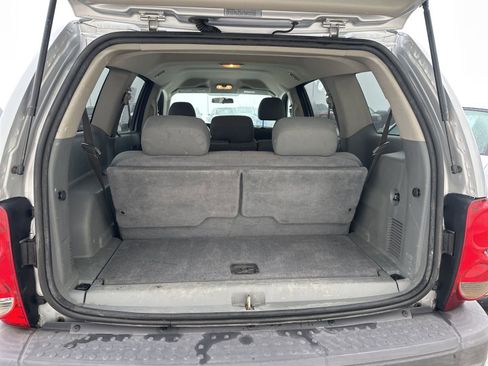 Used 2005 Dodge Durango SXT image 7