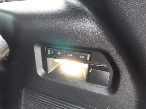 Used 2023 Ford Explorer ST w/ Equipment Group 401A image 17