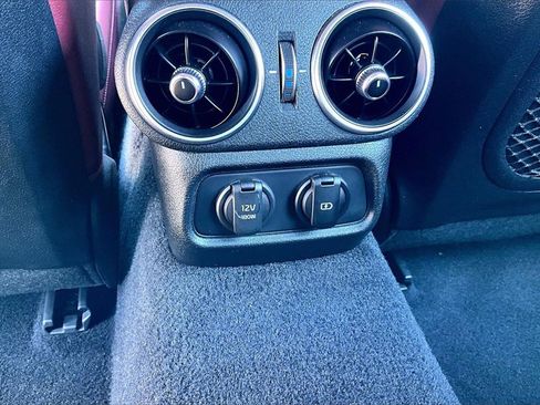 Certified 2021 Kia Stinger GT image 26