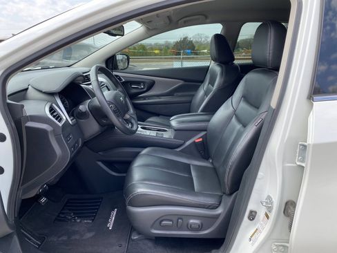 Used 2022 Nissan Murano SV w/ SV Midnight Edition Package image 9