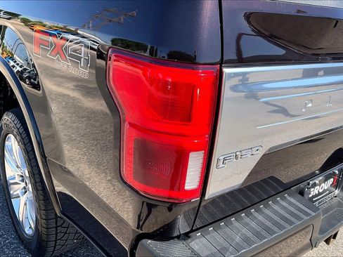Used 2019 Ford F150 Platinum w/ Equipment Group 701A Luxury AWD/4WD image 29