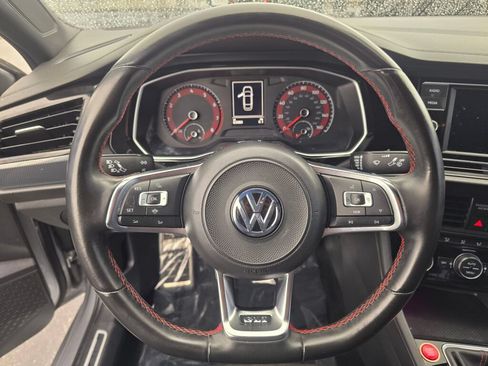Used 2019 Volkswagen Jetta GLI FWD image 26