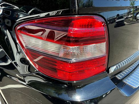 Used 2010 Mercedes-Benz ML 350 4MATIC image 23