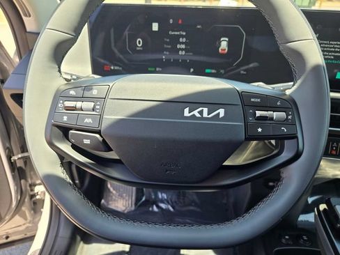 New 2026 Kia EV6 Light RWD image 16