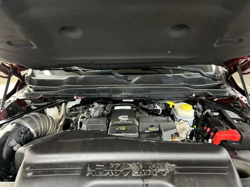 Used 2022 RAM 3500 Limited w/ Safety Group image 33