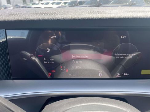 New 2026 Volkswagen Tiguan SE FWD image 20