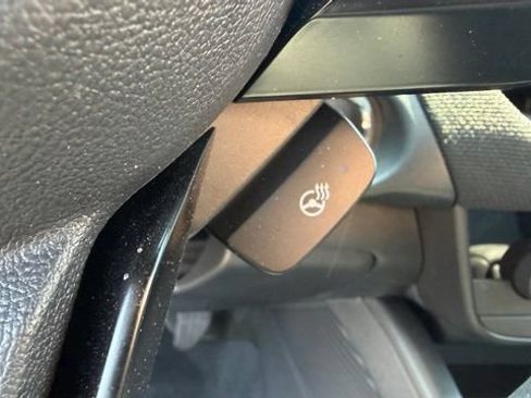Certified 2026 Subaru Outback Premium AWD/4WD image 31