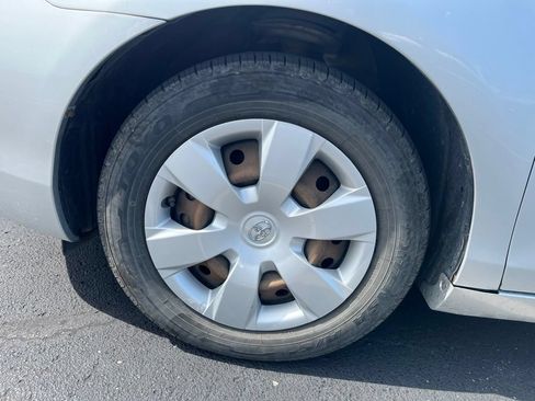 Used 2009 Toyota Camry XLE FWD image 9