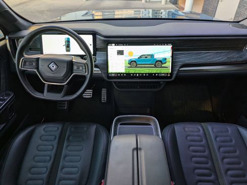 Used 2022 Rivian R1T Launch Edition image 20