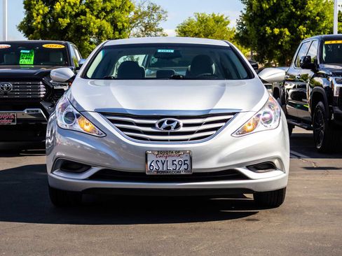 Used 2012 Hyundai Sonata GLS w/ Popular Equipment Pkg FWD image 2