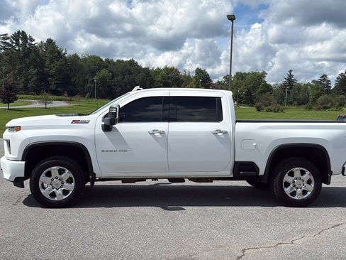 Used 2021 Chevrolet Silverado 2500 LTZ w/ Z71 Chrome Sport Edition AWD/4WD image 4