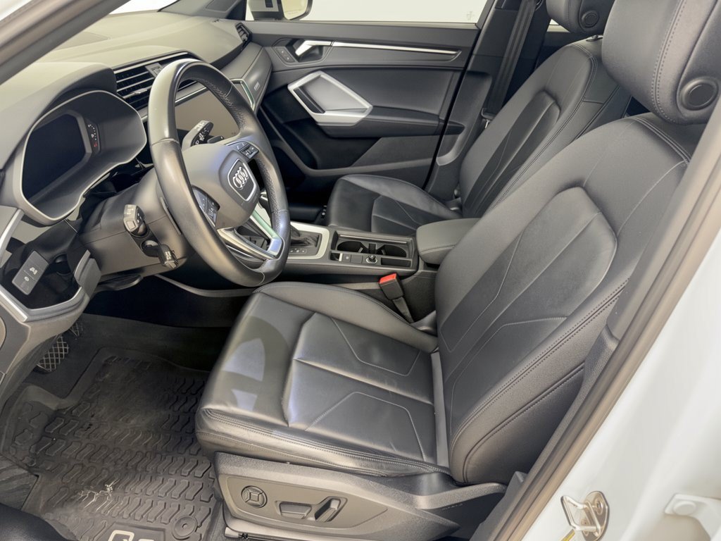 Used 2024 Audi Q3 2.0T Premium AWD/4WD image 5