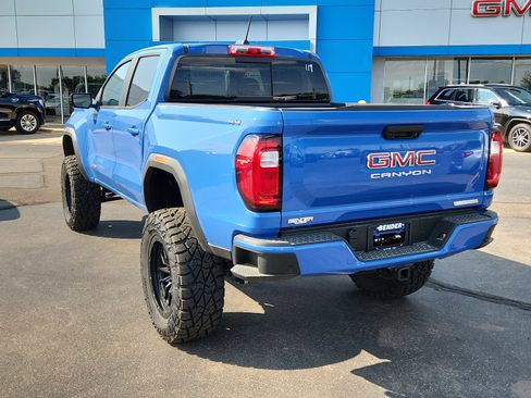 New 2025 GMC Canyon Elevation w/ Convenience Package image 3
