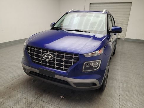 Used 2021 Hyundai Venue SEL w/ Premium Package FWD image 15