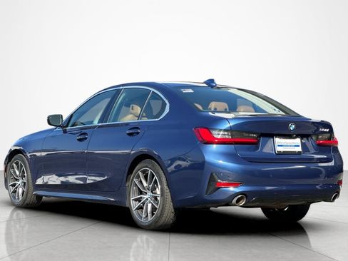 Used 2021 BMW 330i Sedan w/ Convenience Package RWD image 3