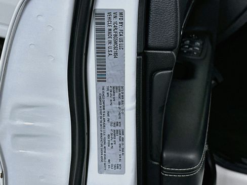 Used 2021 Jeep Grand Cherokee Limited w/ Quick Order Package 28K 80th AWD/4WD image 12