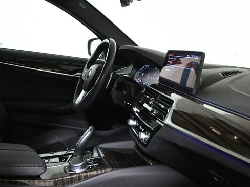 Used 2021 BMW 540i xDrive w/ Convenience Package AWD/4WD image 8