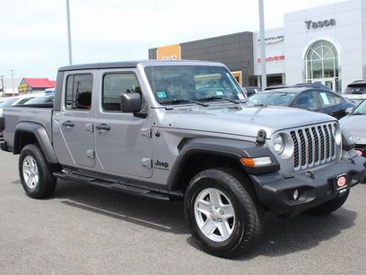 Used 2020 Jeep Gladiator Sport w/ Quick Order Package 24S