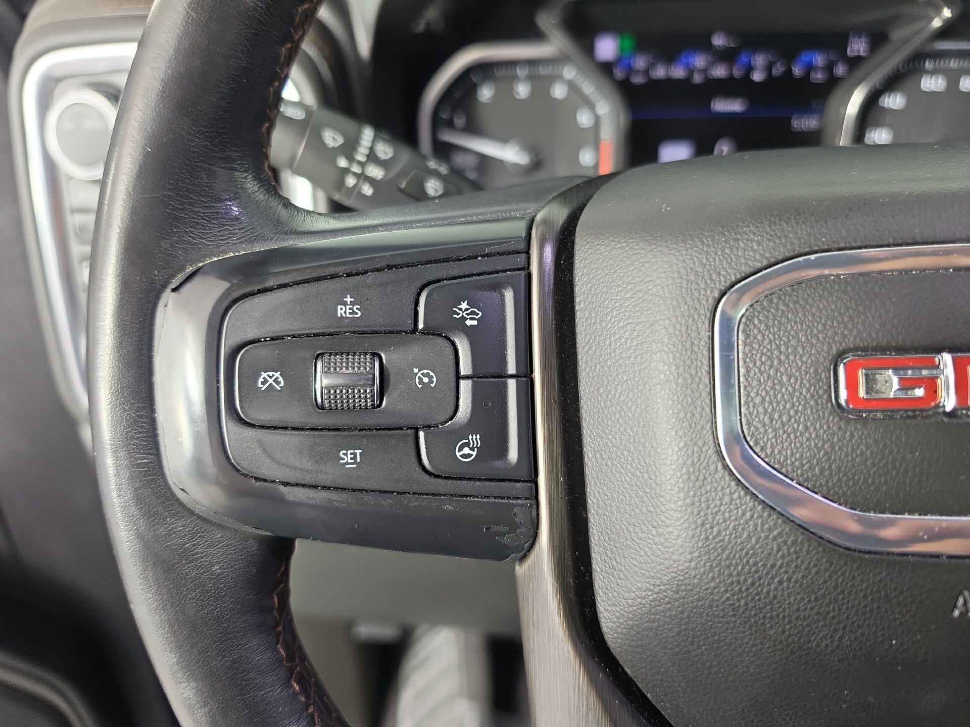 Used 2021 GMC Sierra 1500 AT4 w/ AT4 Value Package AWD/4WD image 23