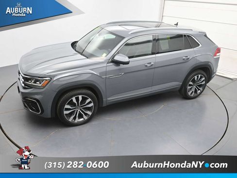 Used 2020 Volkswagen Atlas Cross Sport SEL Premium R-Line AWD/4WD image 31