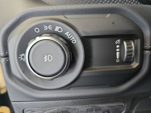 New 2026 Jeep Wrangler Unlimited Rubicon AWD/4WD image 26