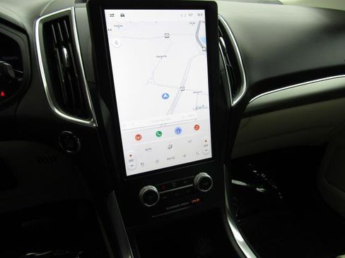 Used 2024 Ford Edge Titanium w/ Titanium Elite Package image 18