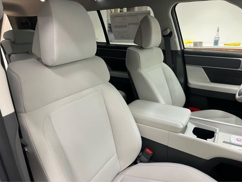New 2026 Hyundai Santa Fe SE AWD/4WD image 14