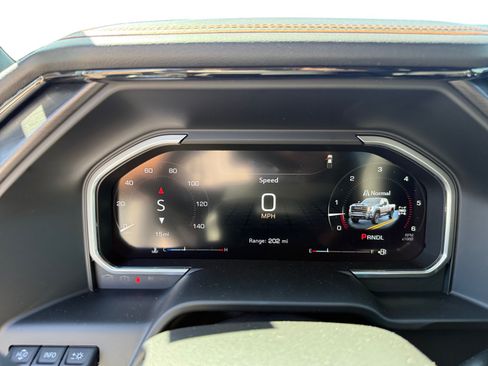 New 2026 GMC Sierra 2500 AT4 w/ AT4 Premium Plus Package AWD/4WD image 11