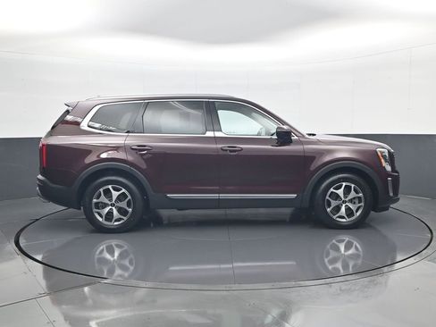 Used 2022 Kia Telluride EX FWD image 4