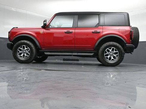 Certified 2025 Ford Bronco Badlands AWD/4WD image 38