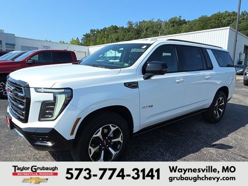 Used 2026 GMC Yukon XL AT4 w/ AT4 Premium Plus Package AWD/4WD image 4