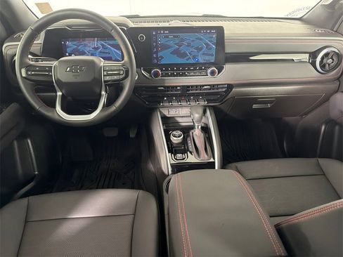 Used 2026 Chevrolet Colorado Z71 w/ Technology Package image 24