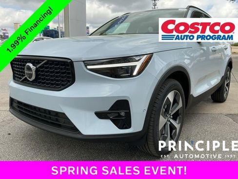 New 2026 Volvo XC40 B5 Plus w/ Protection Package Premier AWD/4WD image 5