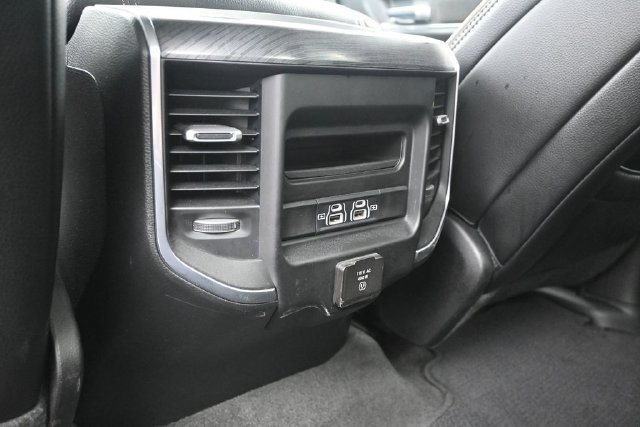 Used 2024 RAM 1500 Laramie AWD/4WD image 47