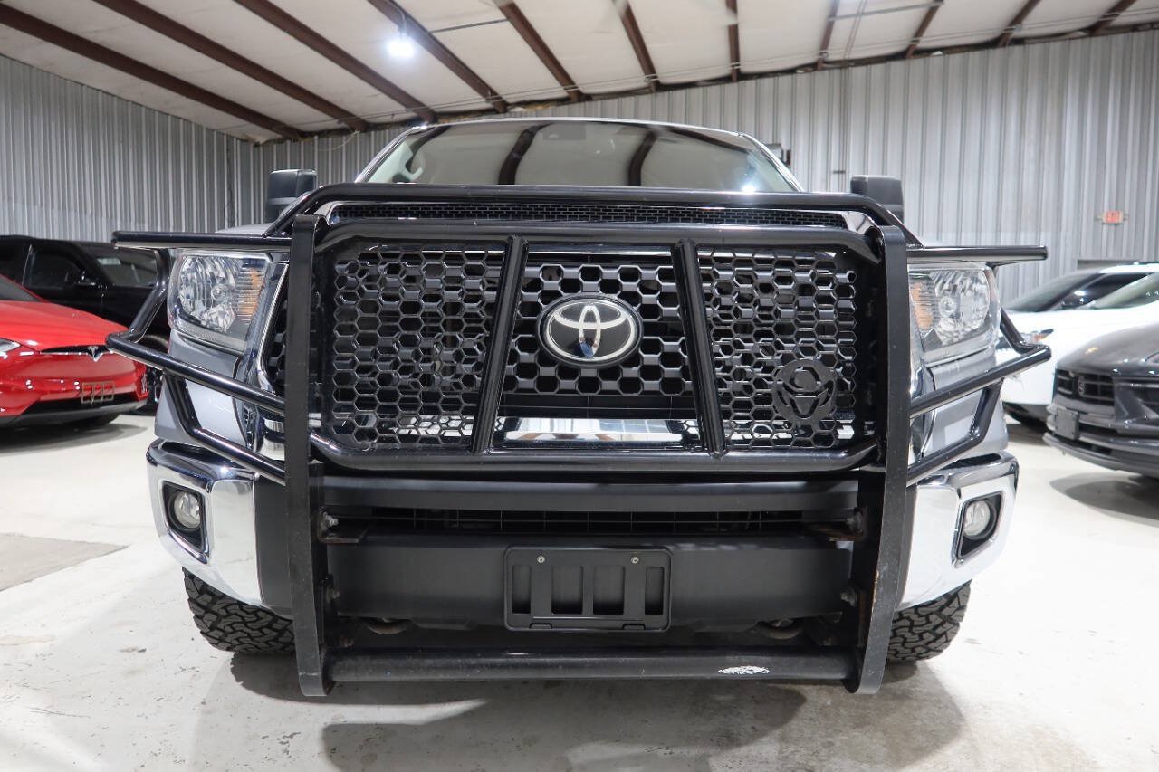 Used 2021 Toyota Tundra SR5 w/ SR5 Upgrade Package AWD/4WD image 8