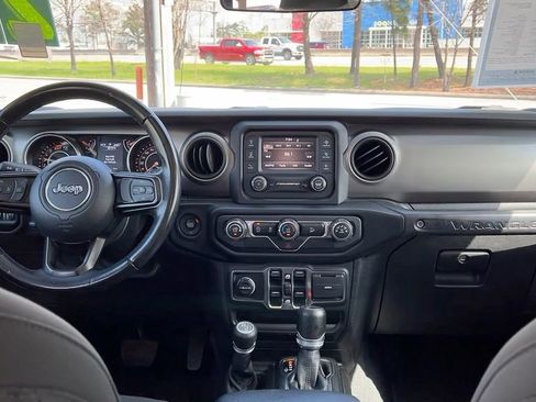 Used 2020 Jeep Wrangler Unlimited Sport S image 22