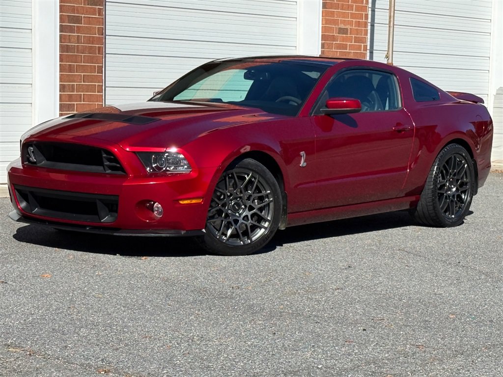 Used 2014 Ford Mustang Shelby GT500 w/ Equipment Group 821A RWD image 8