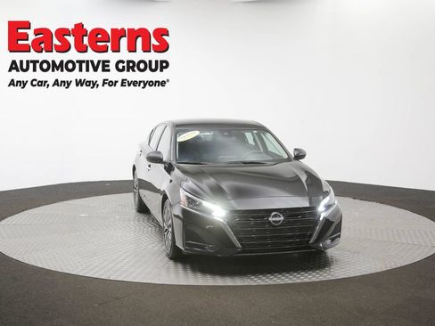 Used 2025 Nissan Altima 2.5 SV FWD image 47