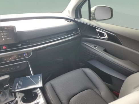 New 2026 Kia Carnival SX Prestige FWD image 13