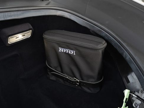 Used 2022 Ferrari F8 Tributo RWD image 82