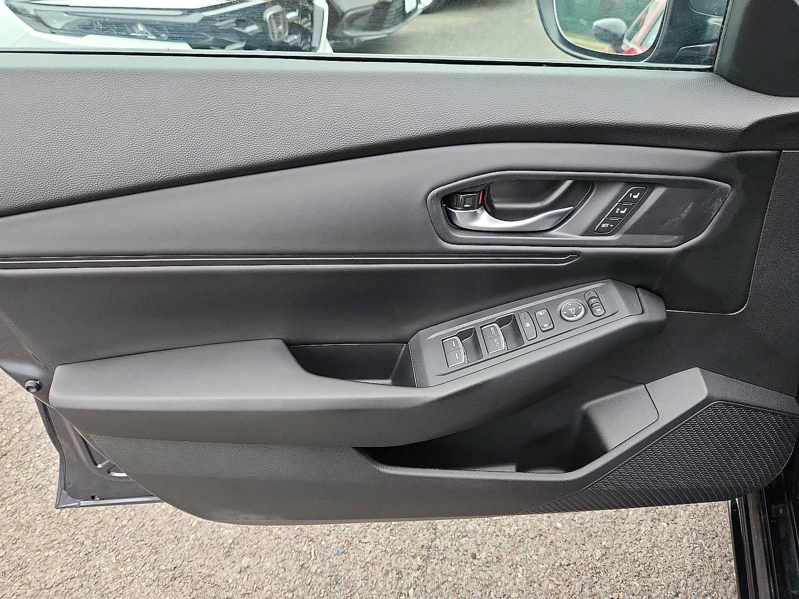 Used 2024 Honda Accord EX-L image 12