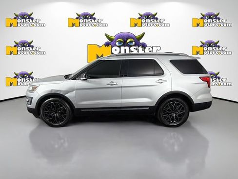 Used 2016 Ford Explorer XLT w/ Equipment Group 202A AWD/4WD image 8