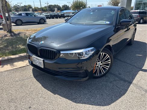 Used 2019 BMW 530i RWD image 3