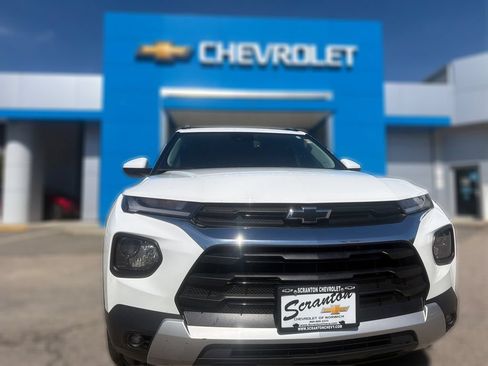 Certified 2023 Chevrolet TrailBlazer LT w/ Convenience Package FWD image 22