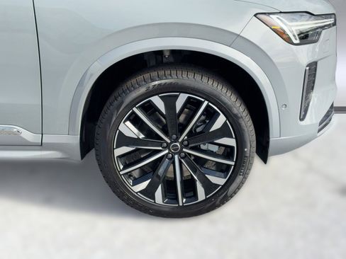 New 2026 Volvo XC90 T8 Plus w/ Protection Package Premier image 11